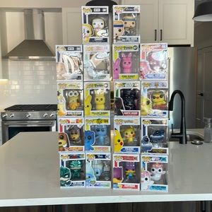Funko Pop lot 18 action pops
